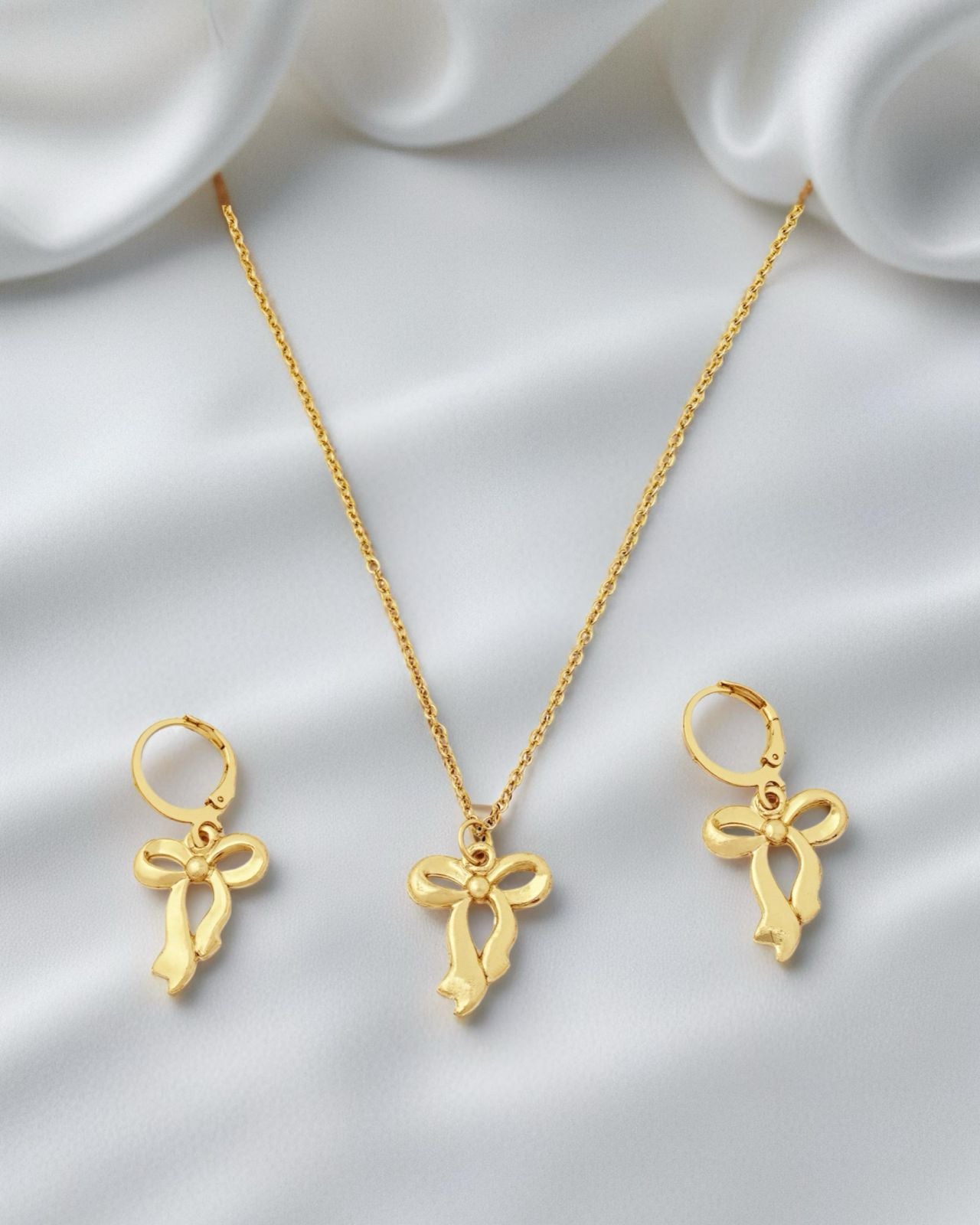 Bow Charm Set