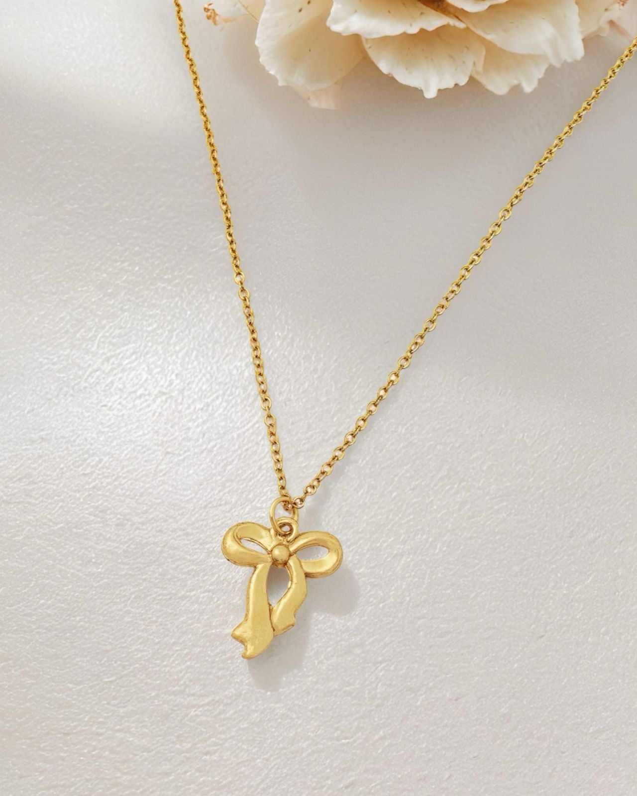 Bow Pendant Necklace