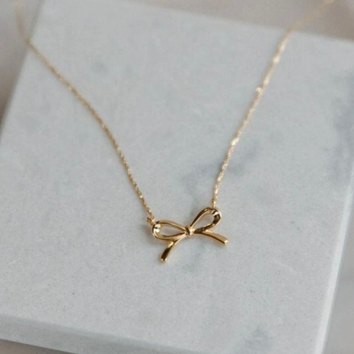 Bow Simple Pendant Neckalce