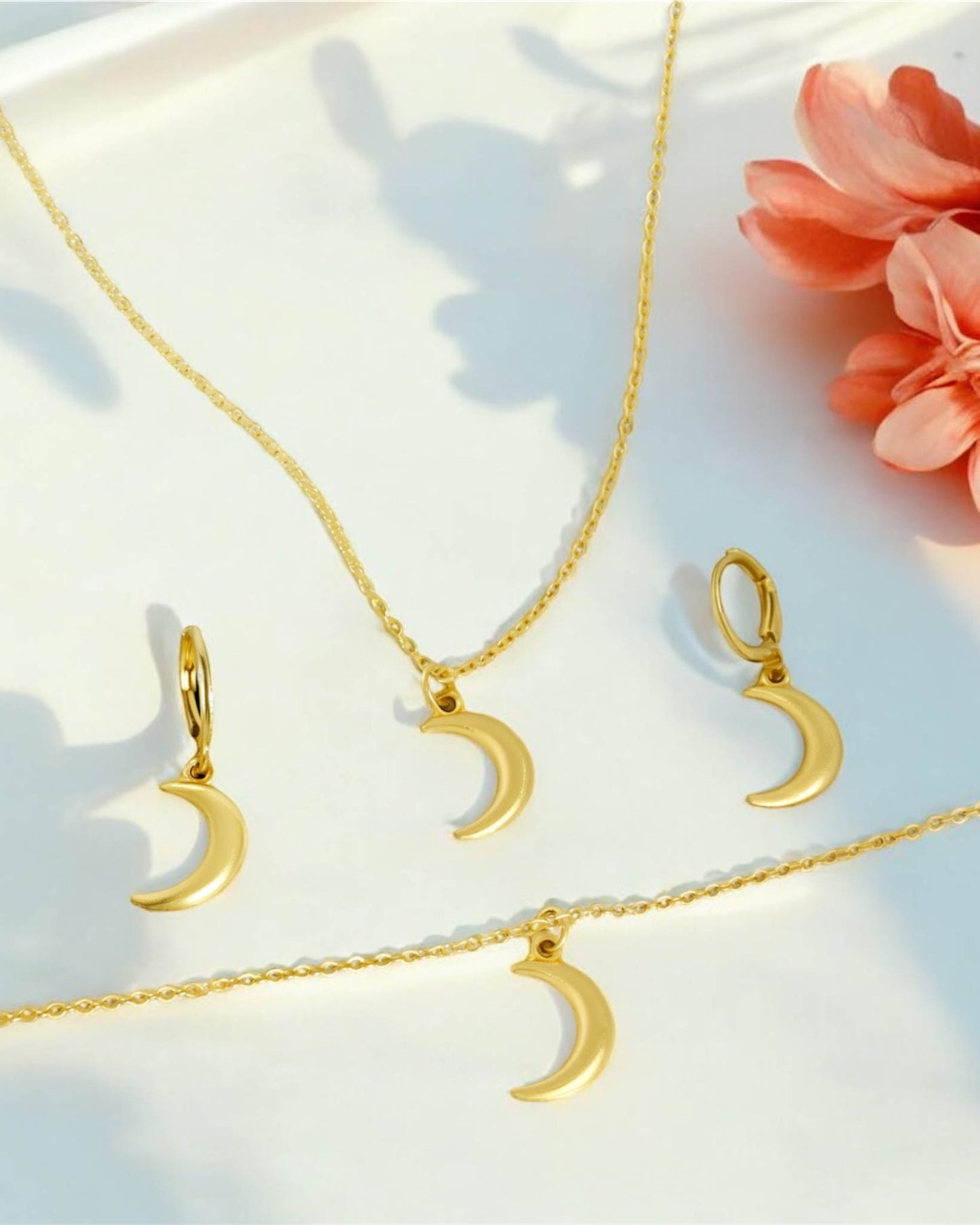Moon Pendant Set