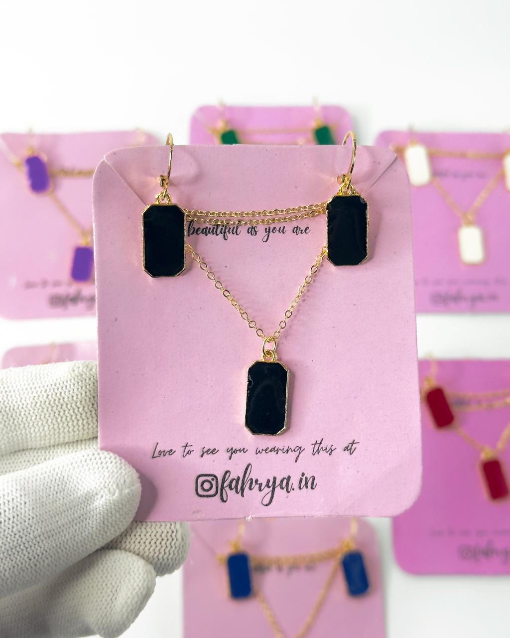 Bloc Pendant Set