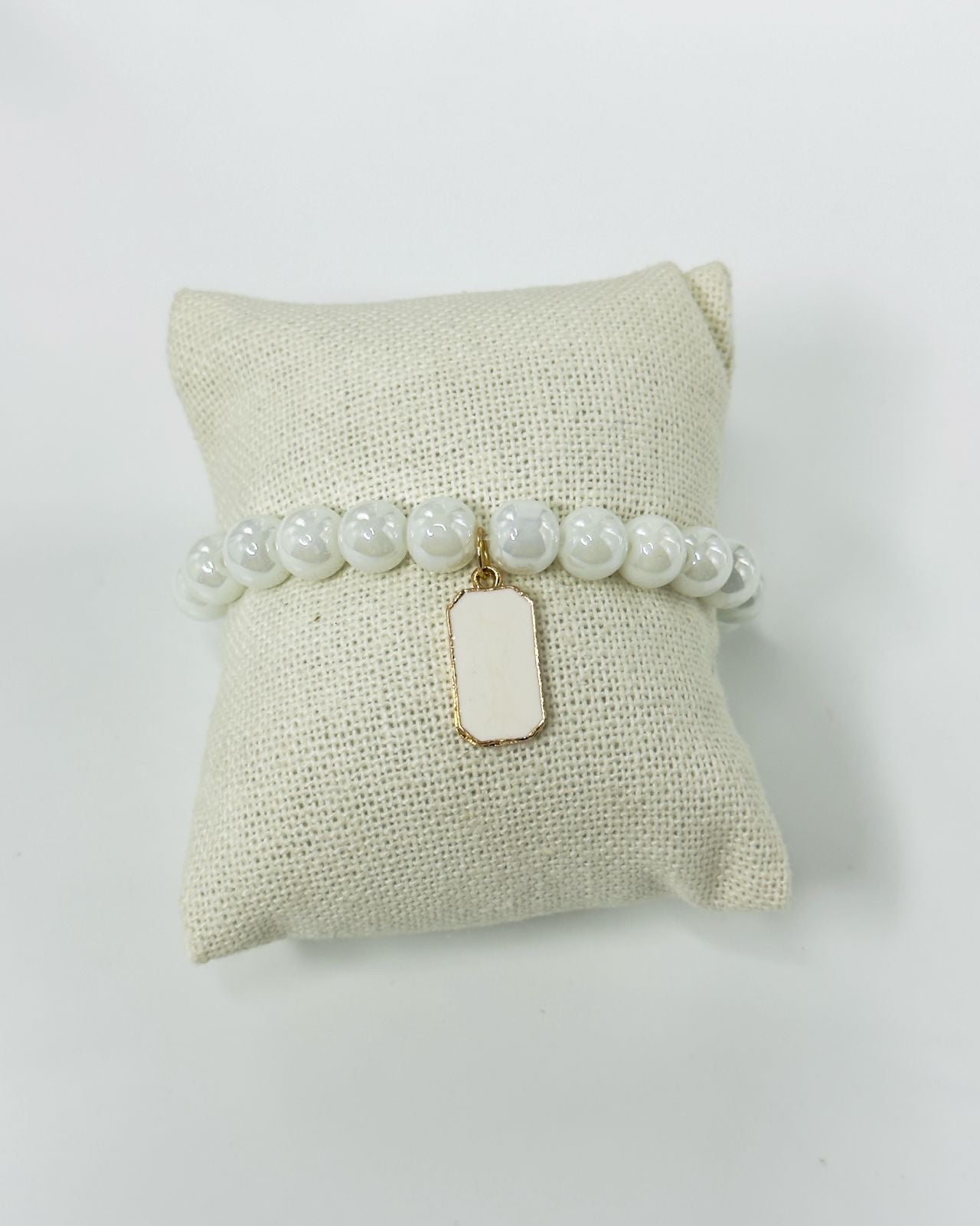 Bloc Charm Pearl Bracelet