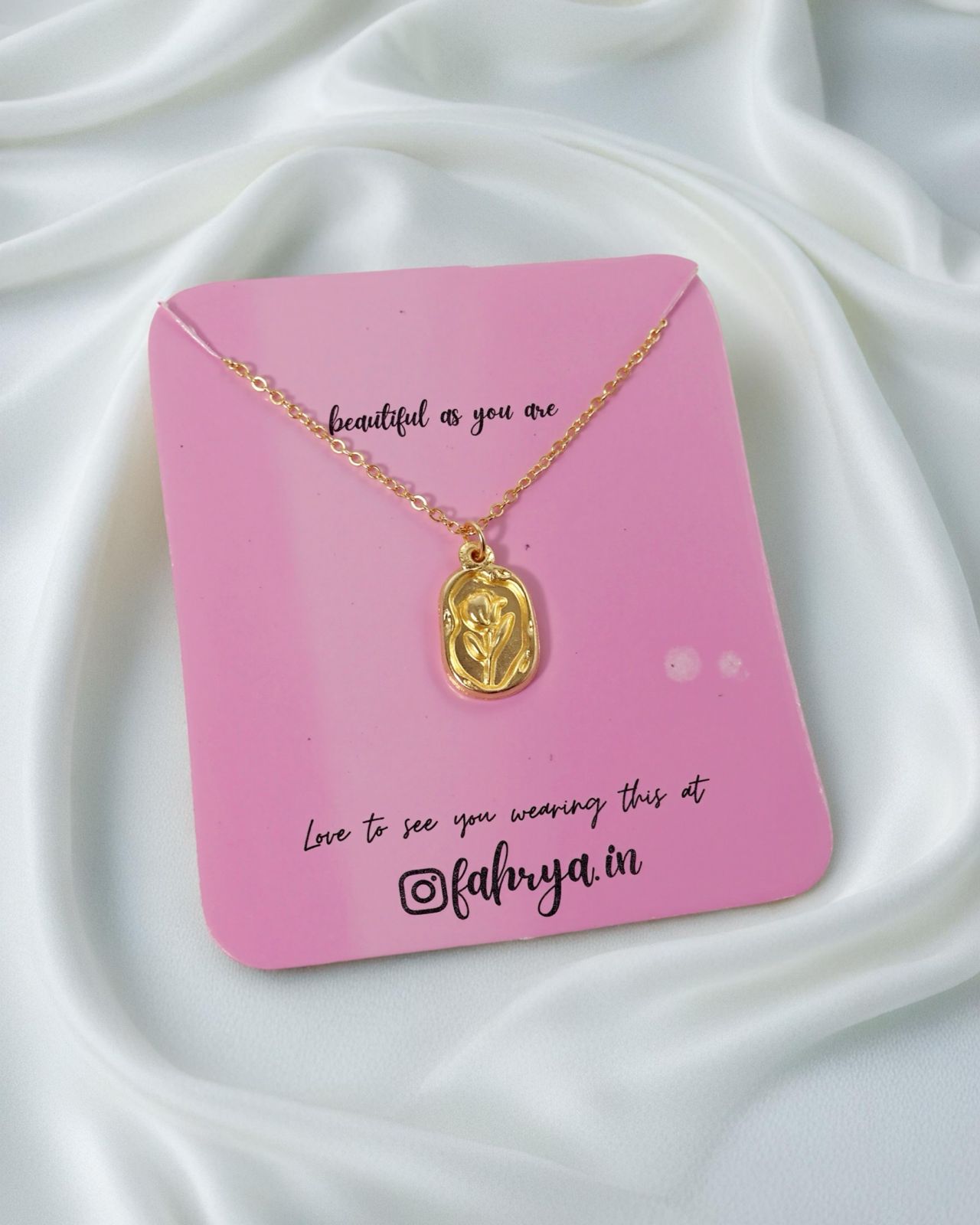 Rose Pendant Chain Necklace