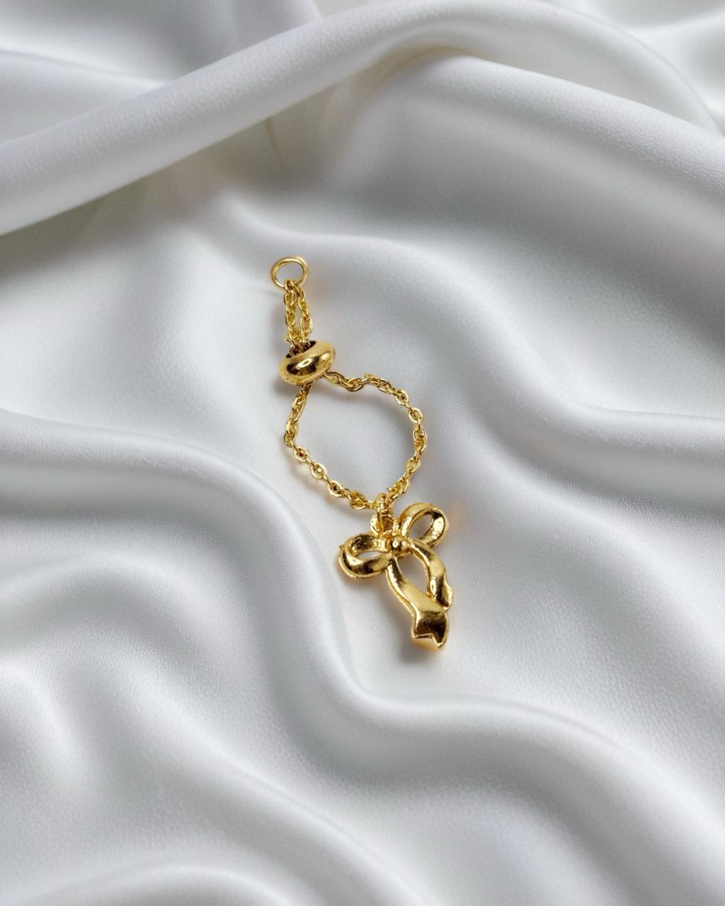 Bow Chain Ring