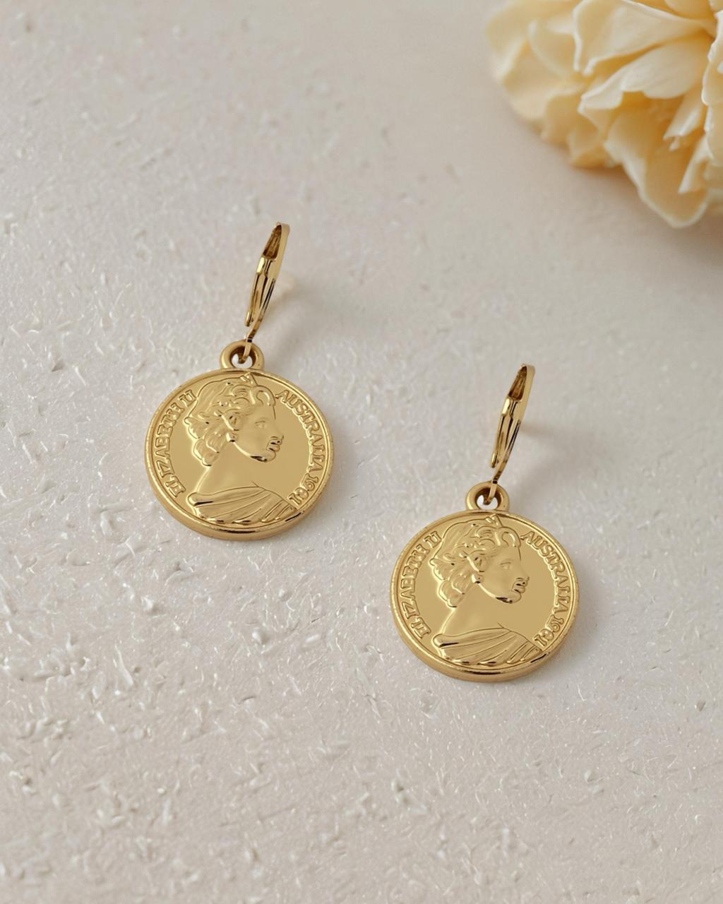 Queen Earrings