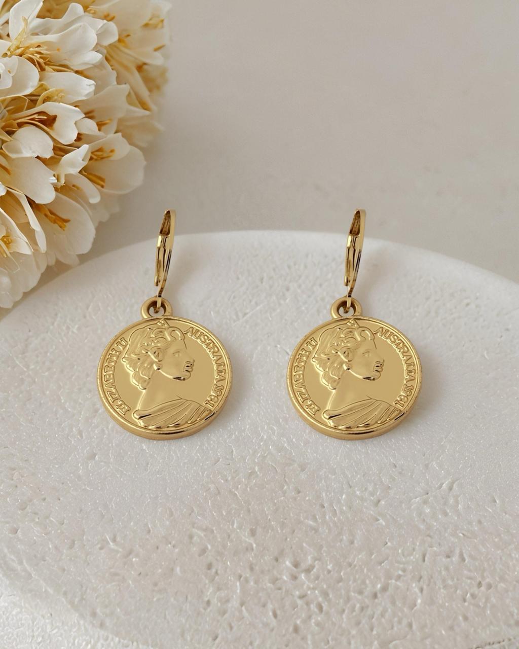 Queen Earrings