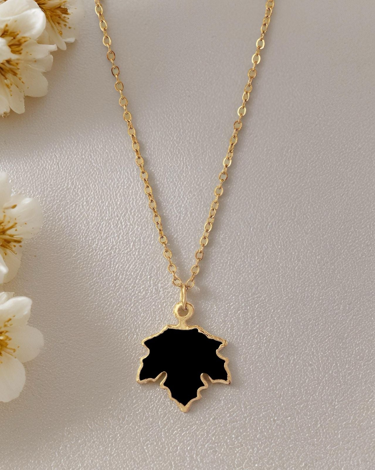 Leaf Set-Black