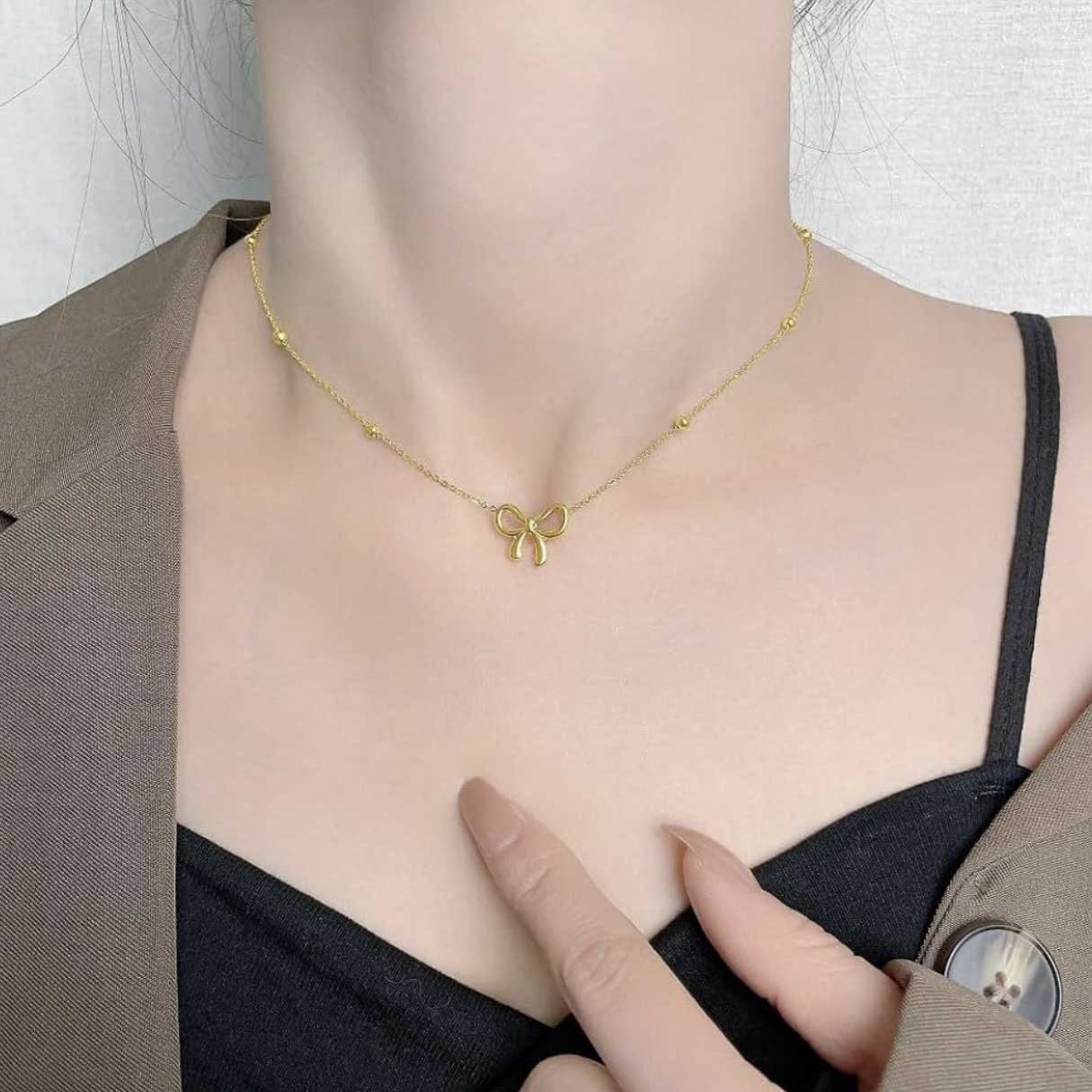 Simple Bow Heart Pendant