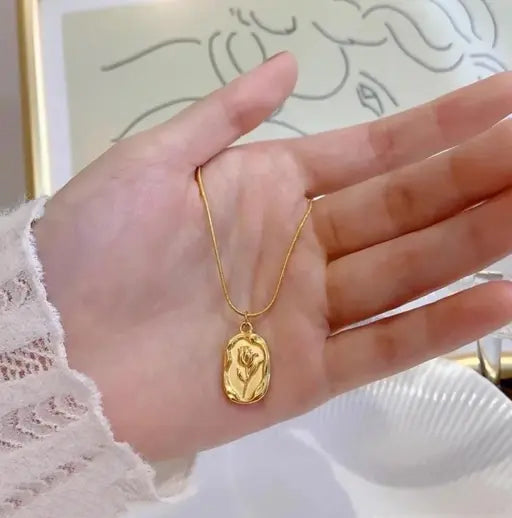 Gold Rose Pendant Necklace
