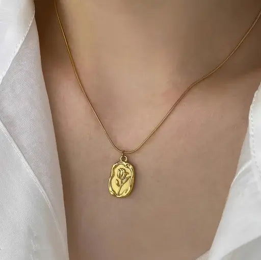 Gold Rose Pendant Necklace