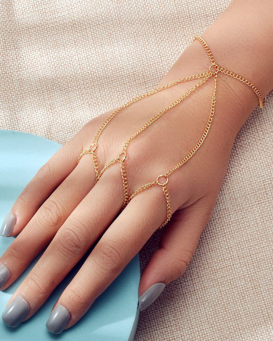 Triple Ring Queen Chain Bracelet