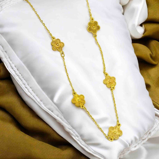 Stunning Floral Design Necklace