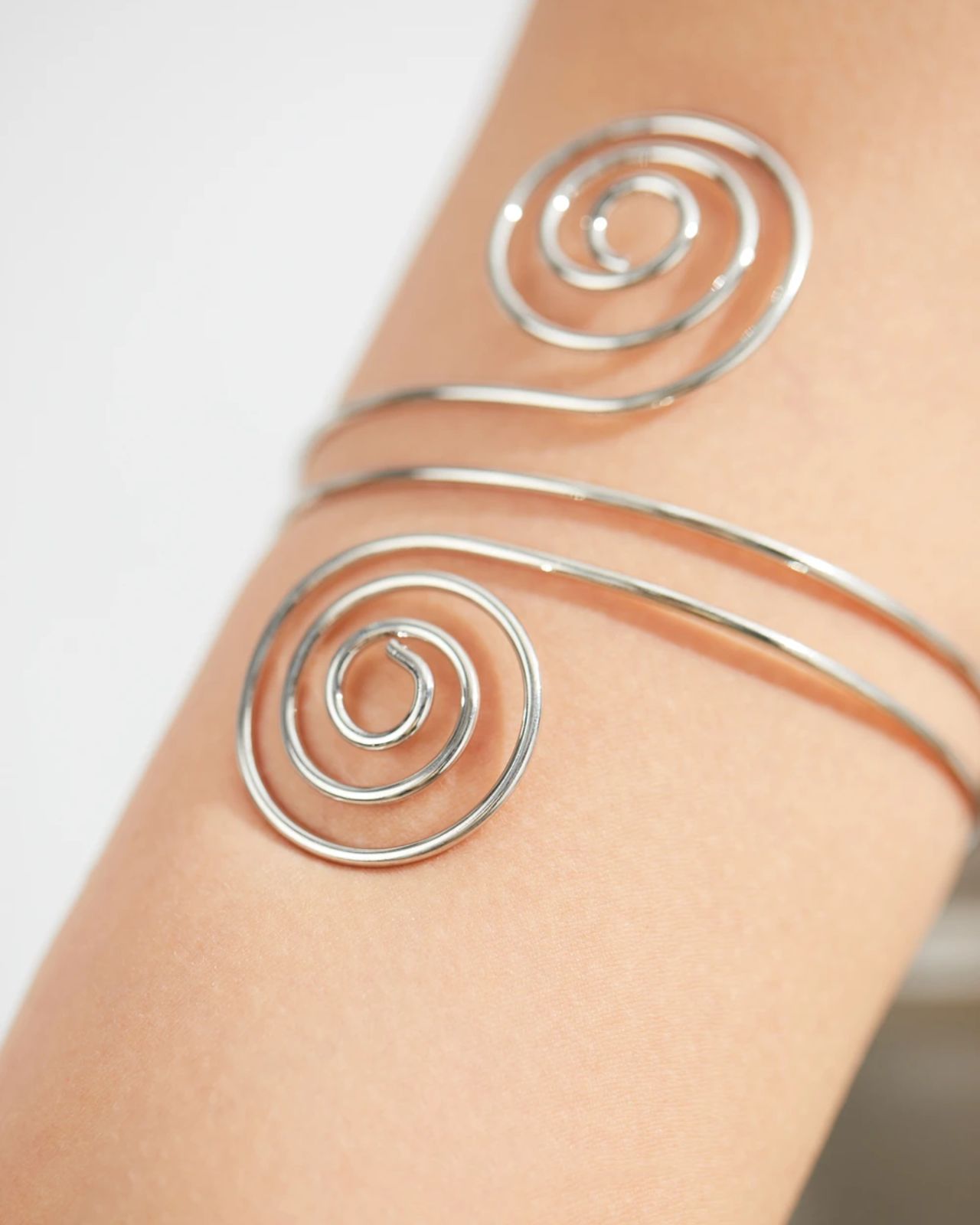 Spiral Cuff Arm Bracelet (Silver)