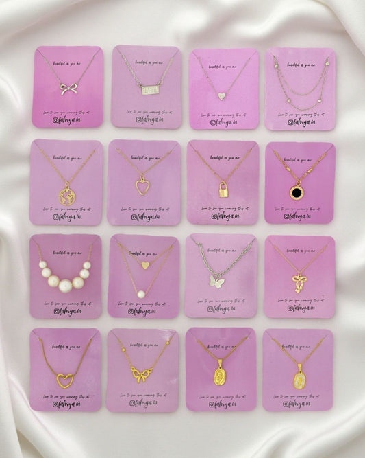 16 Necklaces Hamper