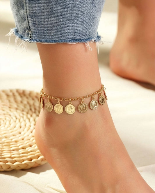Engrave Queen Charms Anklet