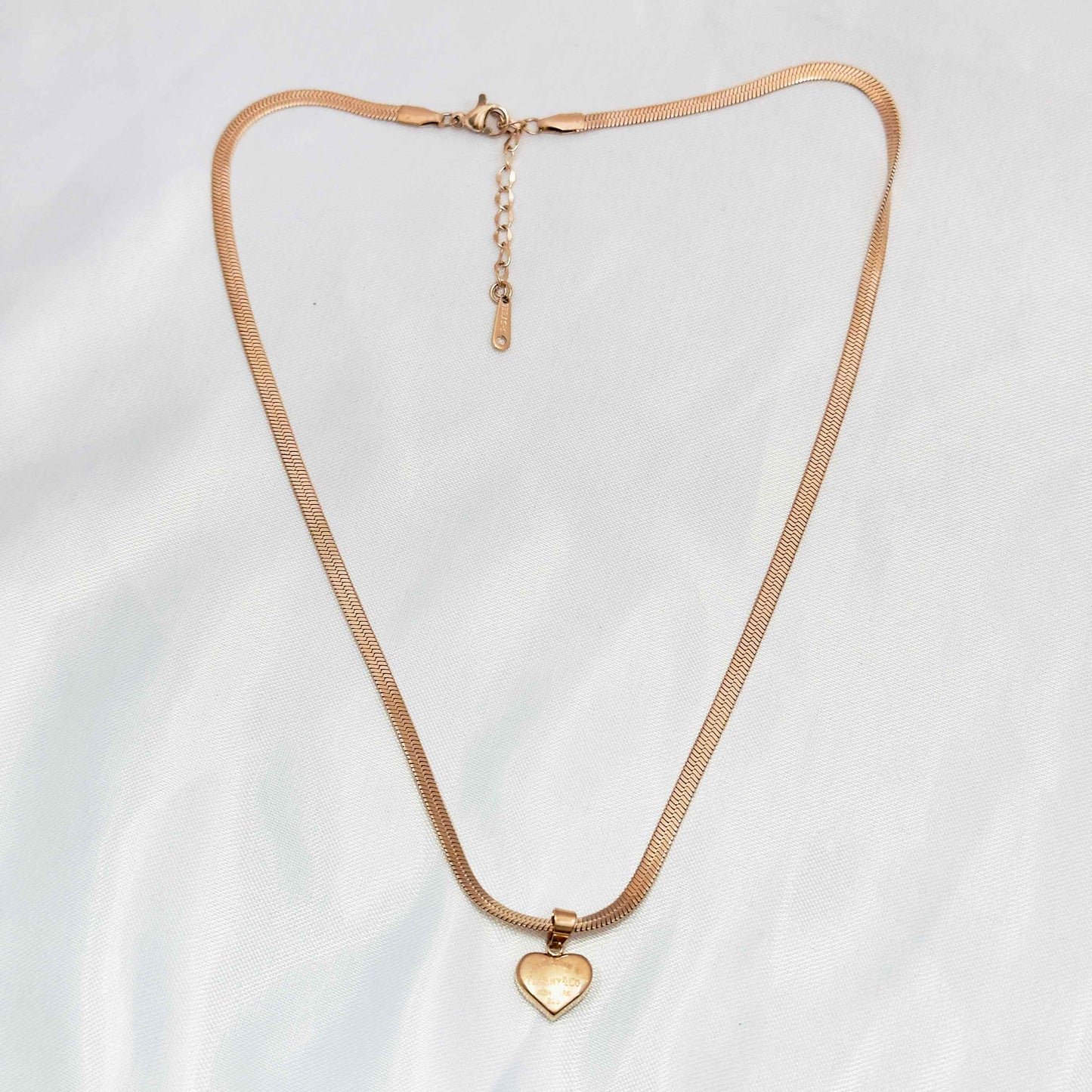 Snake Chain With Heart Pendant Necklace