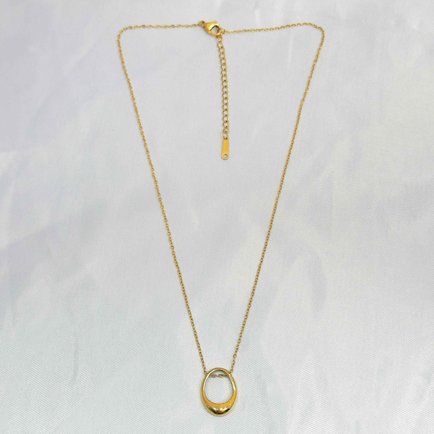 Golden Loop Pendant Necklace