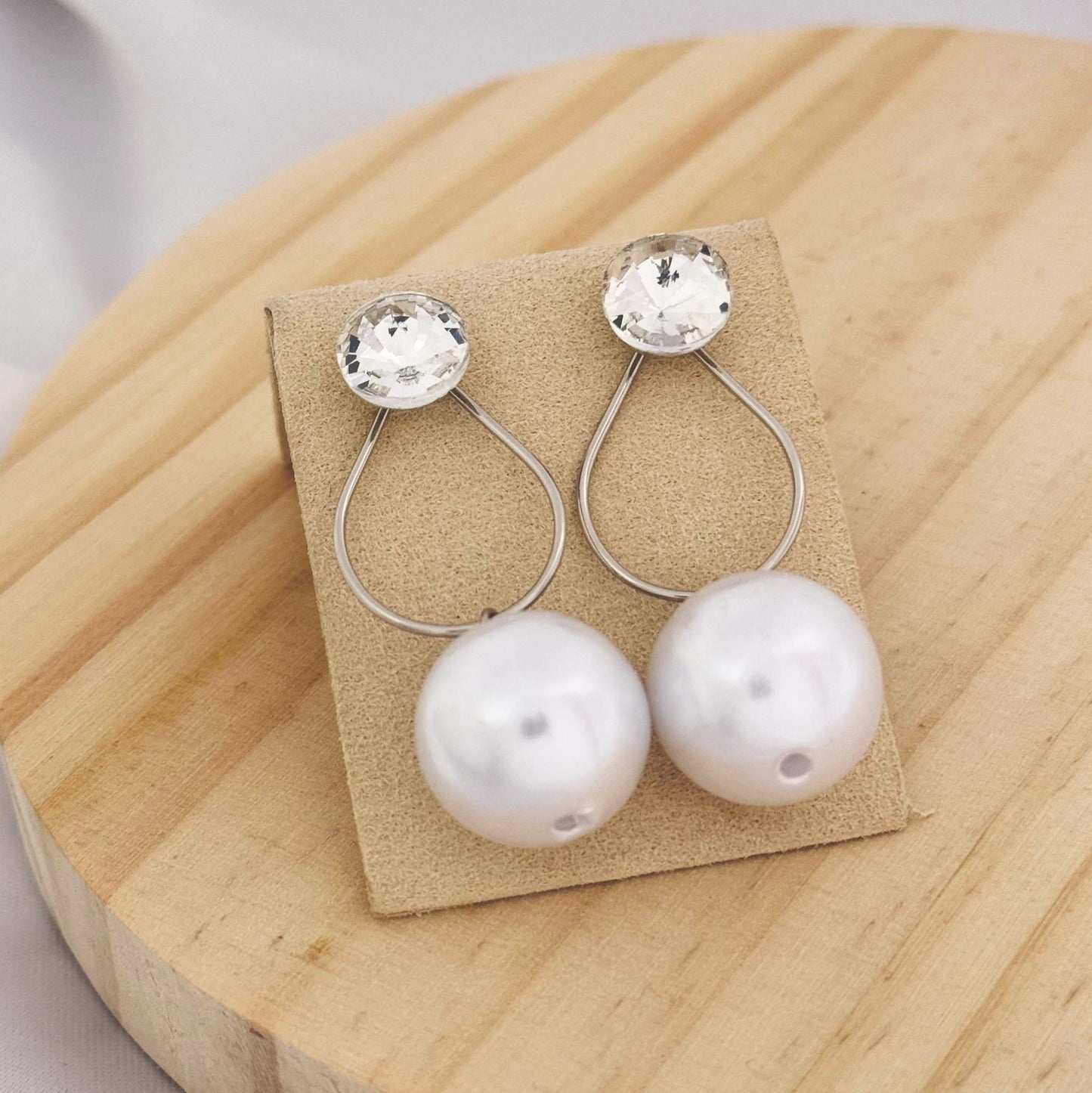 Pearl Earrings With Diamond